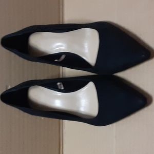 H&M black shoes/pumps